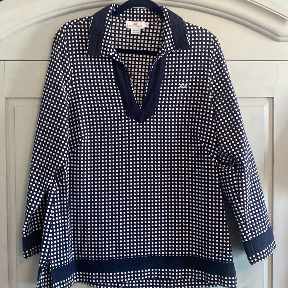 Vineyard Vines Tunic with nice details